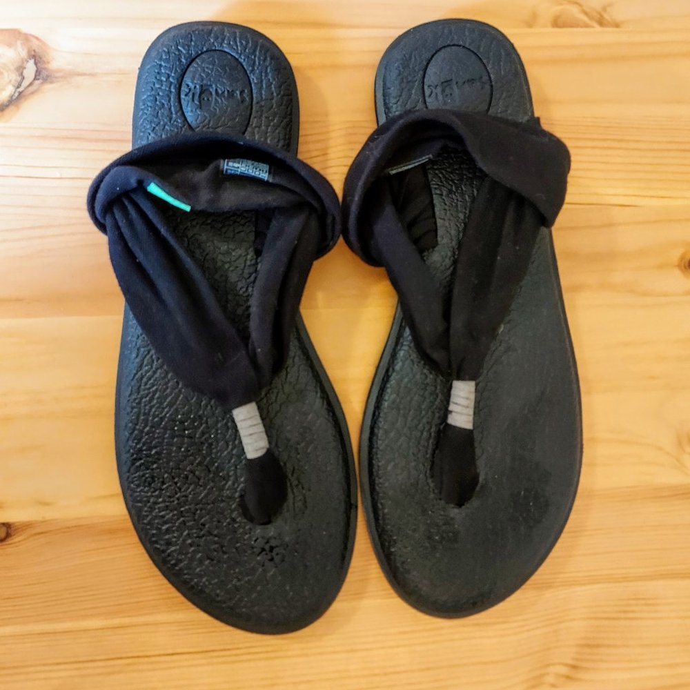 Sanuk Size 8 Yoga Sling Sandals